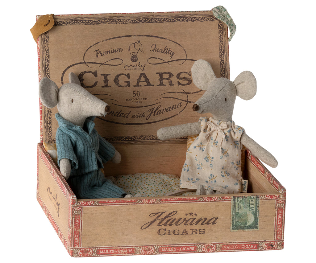 Maileg Vader & Moeder Muis In Sigarenbox
